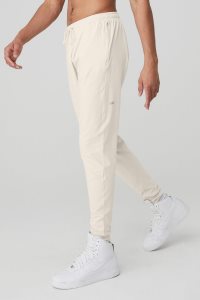 Alo Yoga Conquer Revitalize Pant Sporthosen Beige | OPVRQEL-07