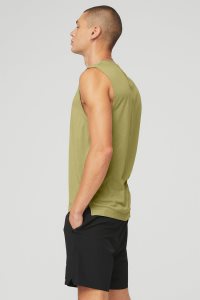 Alo Yoga The Triumph Muscle Muskelshirt Senfgelb | QMEUZTR-21